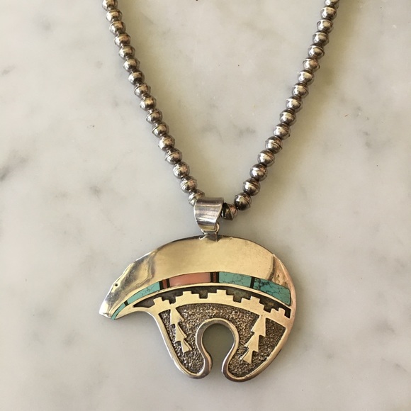 Sold Vintage Navajo Richard Begay Bear Pendant - Picture 4 of 11